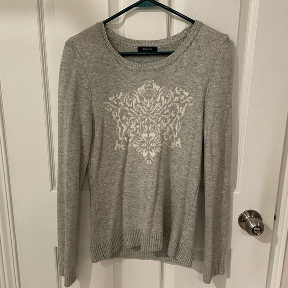 ☘️3/$45 RW&CO Sweater s - Picture 1 of 4